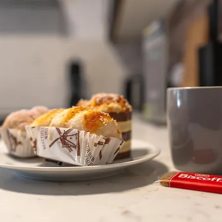 Art Penthouse: Cafes, Bars, Bistros Nearby Bristol