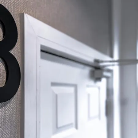 Stokes Croft City View Apartment With Workspace Apartman Bristol