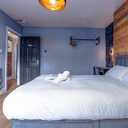 Apartman Stokes Croft City View Apartment With Workspace *